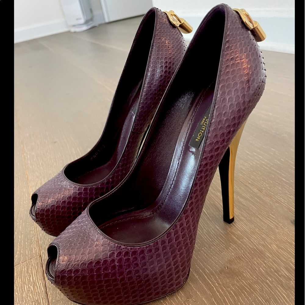 Snake skin- RARE Louis Vuitton Purple Heels